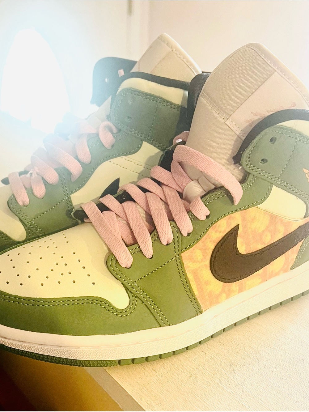Rare Air Jordan 1 Mid SE Dutch Green Pink Christian Dior Sneakers 8 - Picture 3 of 6